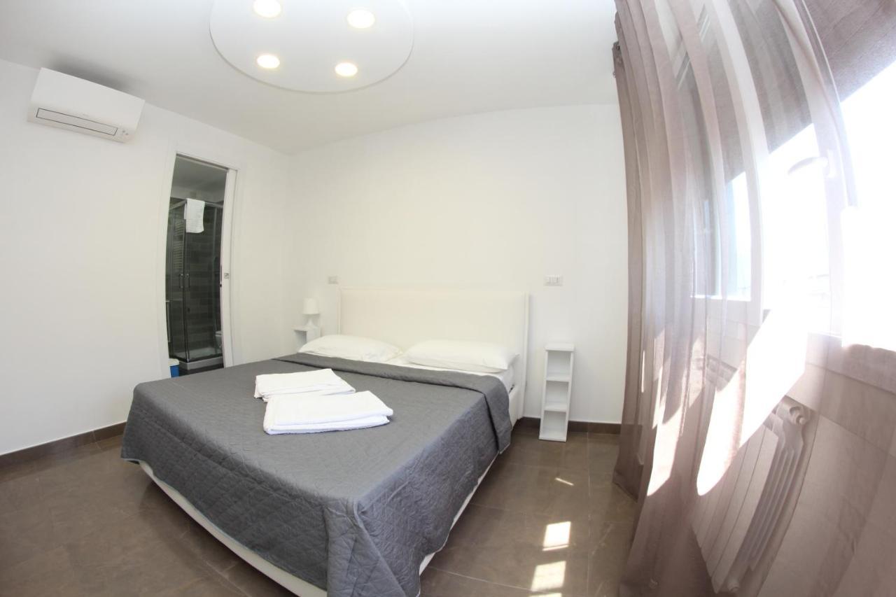 Mondo Suites Apartments Νάπολη Εξωτερικό φωτογραφία