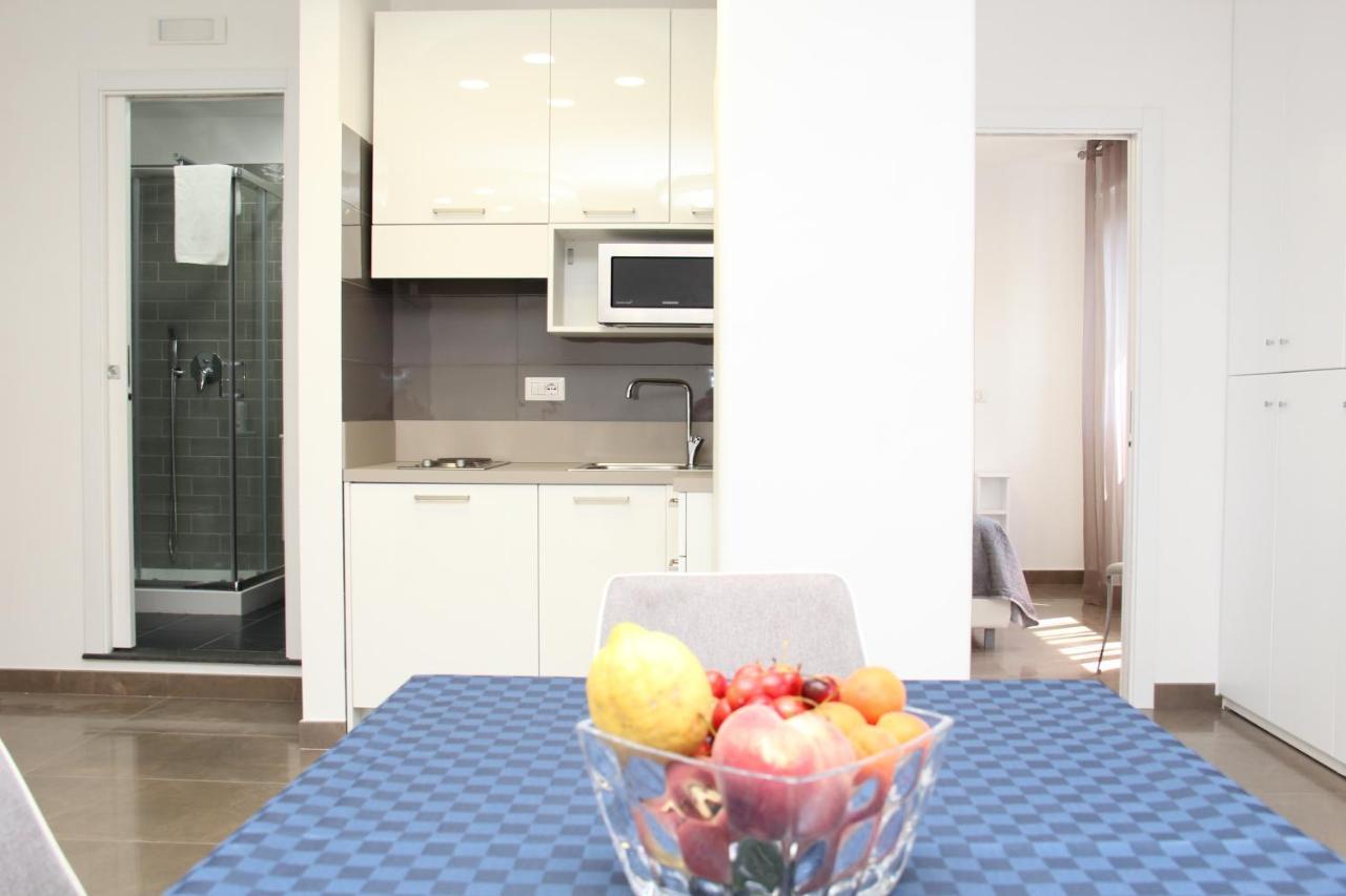Mondo Suites Apartments Νάπολη Εξωτερικό φωτογραφία