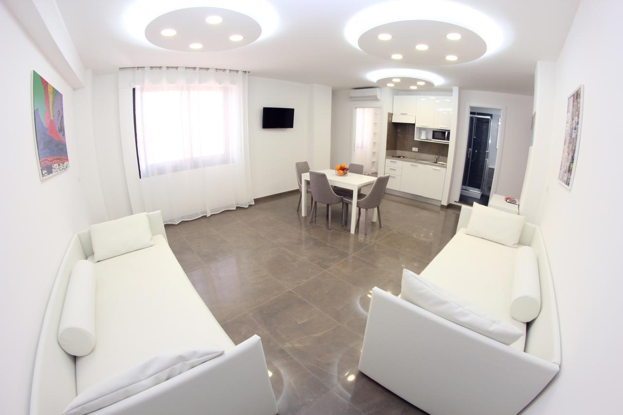 Mondo Suites Apartments Νάπολη Εξωτερικό φωτογραφία