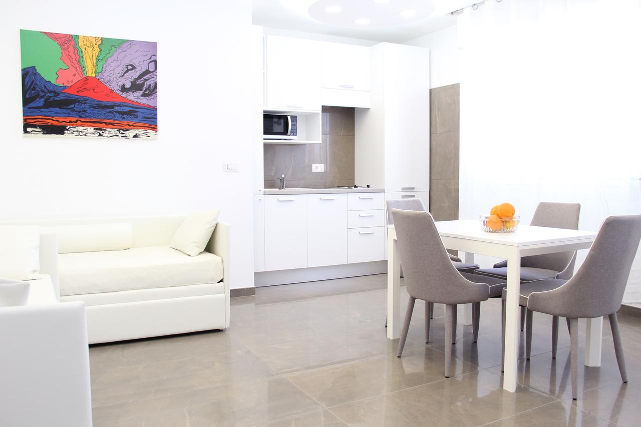 Mondo Suites Apartments Νάπολη Εξωτερικό φωτογραφία