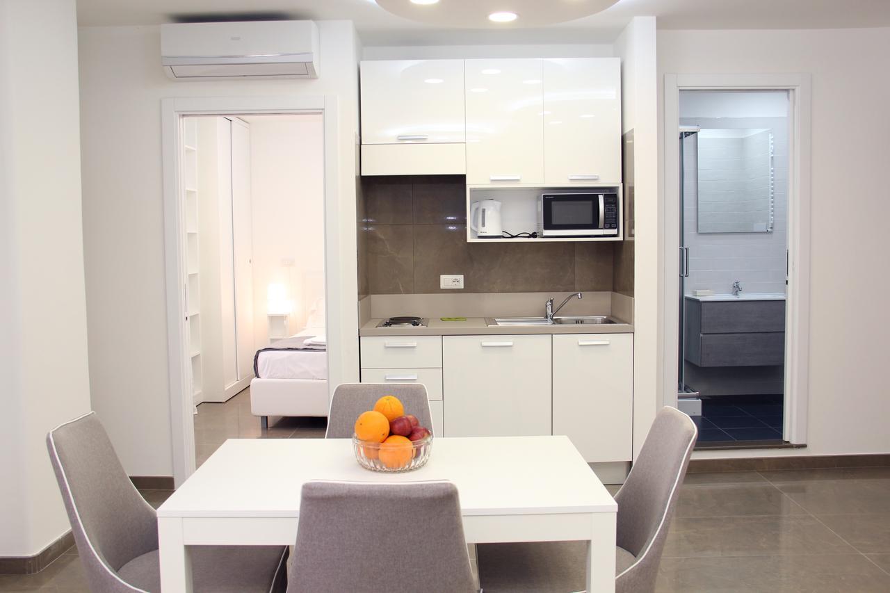 Mondo Suites Apartments Νάπολη Εξωτερικό φωτογραφία